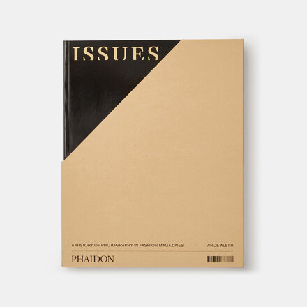 Issues: A History of Photography in Fashion Magazines Книга во Владивостоке 